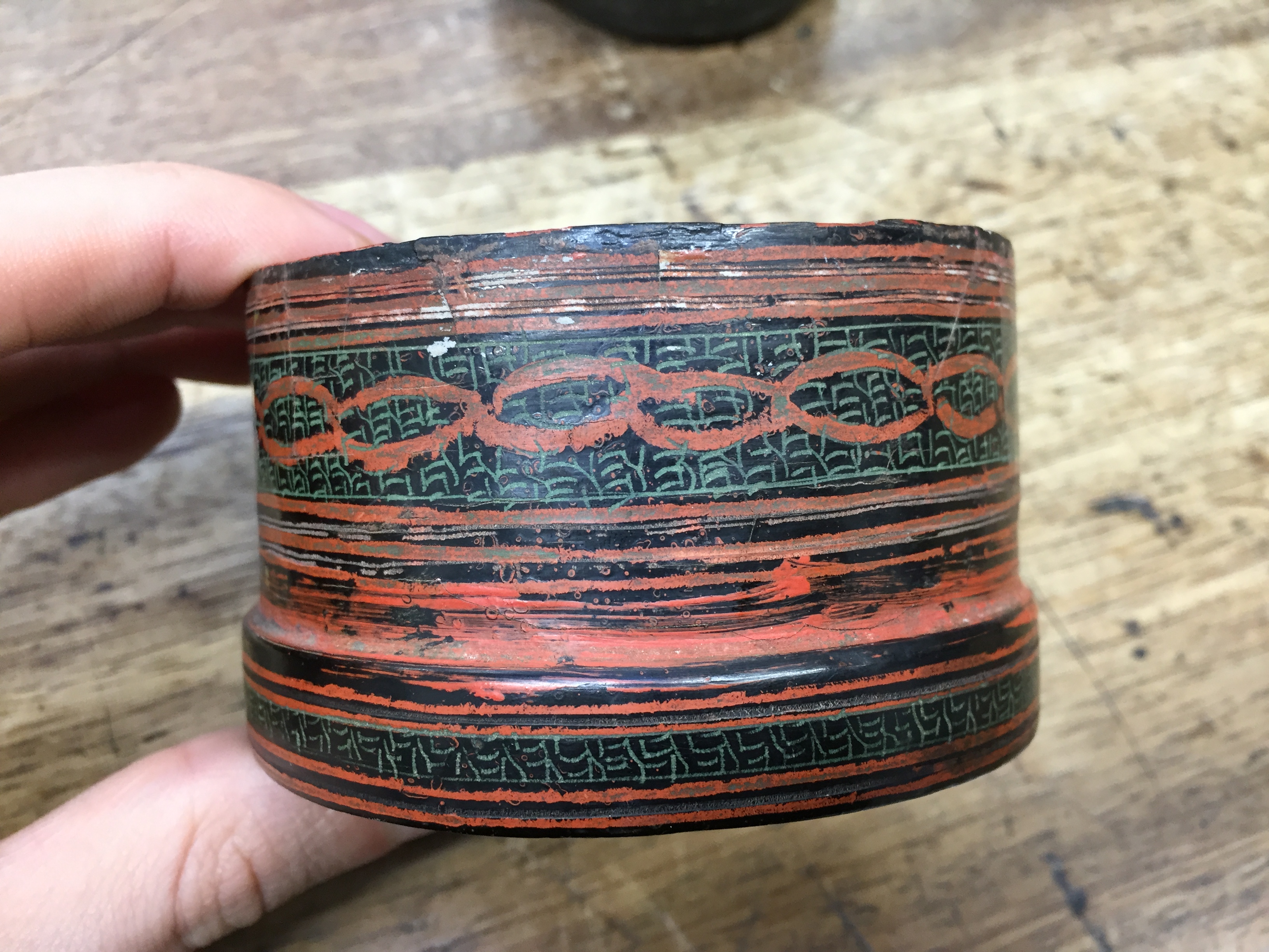 A SMALL BURMESE RED AND BLACK LACQUER BETEL-BOX AND COVER OFFERED ON BEHALF OF PROSPECT BURMA TO - Image 18 of 22