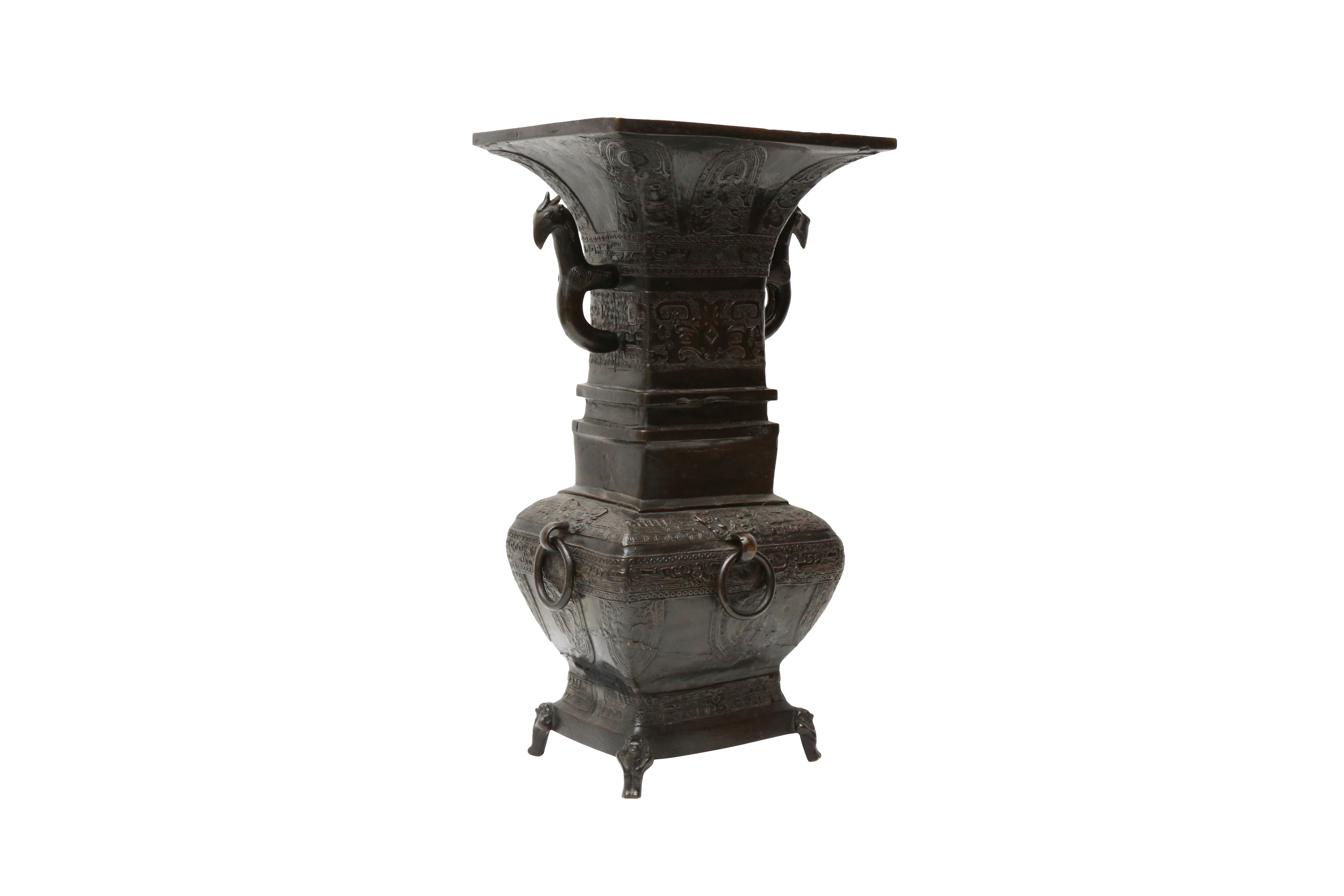 A LARGE CHINESE BRONZE ARCHAISTIC VASE 清十七或十八世紀 銅饕餮紋方觚 - Image 2 of 2