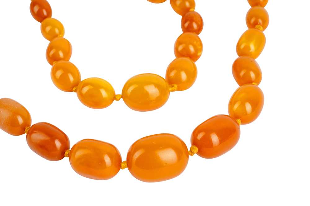 TWO AMBER BEAD NECKLACES - Image 2 of 2