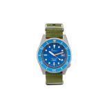 SQUALE. DIVER'S PROFESSIONAL 500MT.