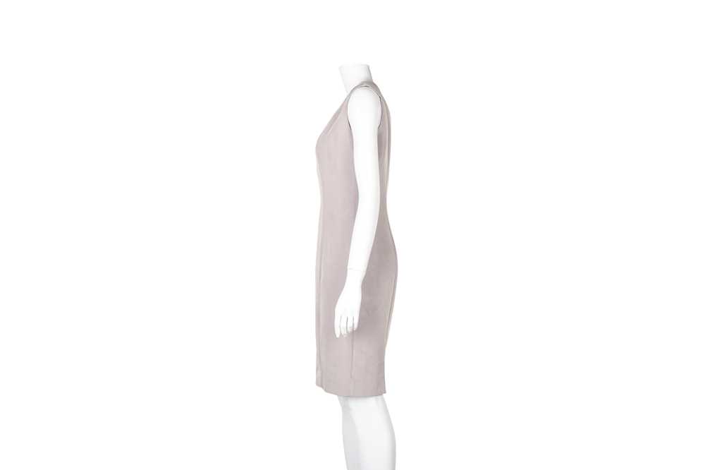 Gucci Grey Silk Sleeveless Shift Dress - Size 40 - Image 2 of 5