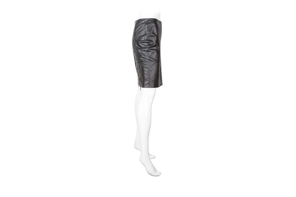 Vivienne Westwood Black Leather Pencil Skirt - Size 40 - Image 4 of 5