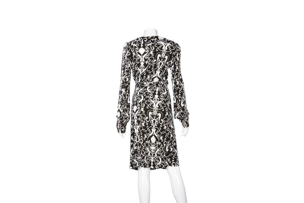 Gucci Monochrome Baroque Wrap Dress - Size L - Image 3 of 5