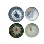 A GROUP OF FOUR CHINESE BOWLS AND DISHES, 19TH-20TH CENTURY