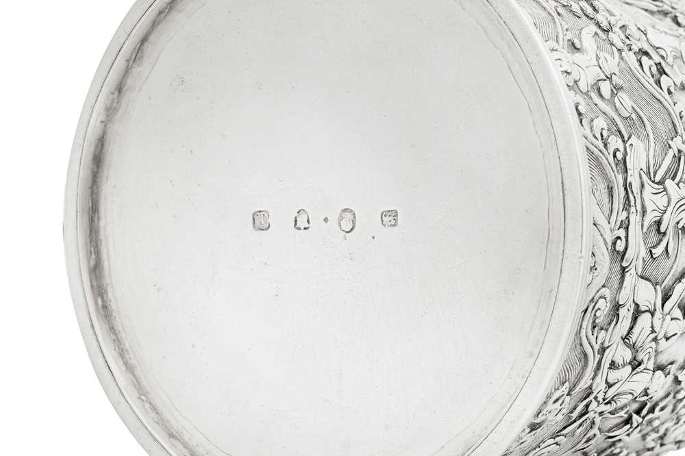 A fine mid-19th century Chinese Export silver mug, Canton circa 1850 mark of Cutshing - Image 10 of 10