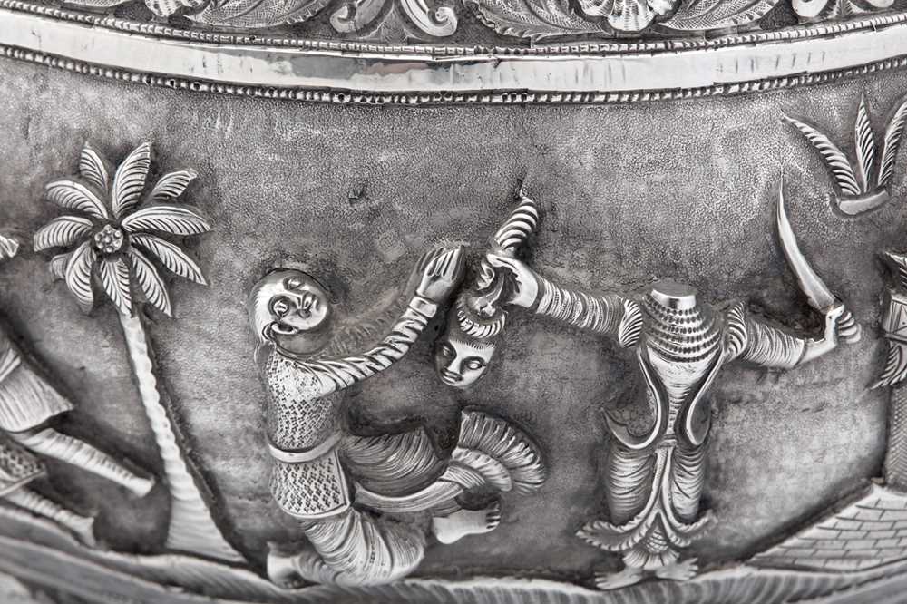 A large late 19th / early 20th century Anglo - Indian unmarked silver bowl, Lucknow circa 1900 - Image 2 of 9