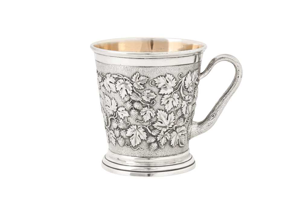 A Victorian sterling silver ‘fruiting vine’ mug, London 1887 by Robert Roskell, Alan Roskell and Joh - Image 3 of 4