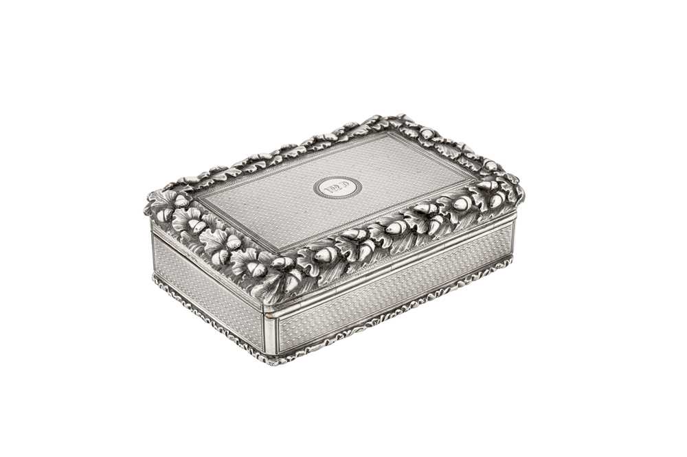 A good Victorian sterling silver snuff box, London 1845 by Edward Edwards II - Image 2 of 6