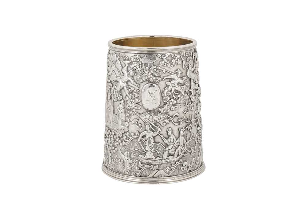 A fine mid-19th century Chinese Export silver mug, Canton circa 1850 mark of Cutshing - Image 3 of 10