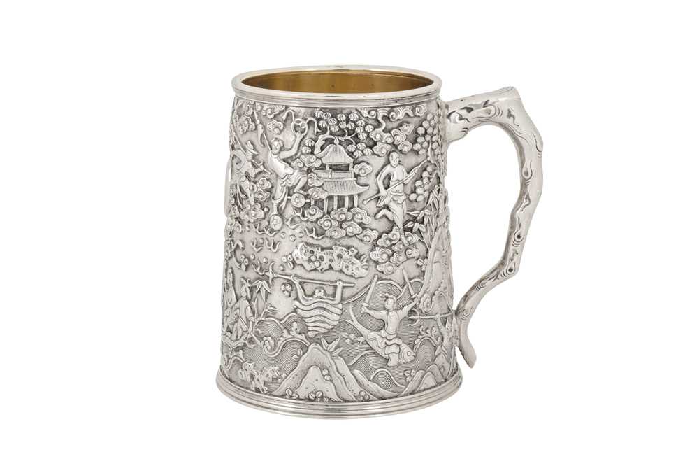 A fine mid-19th century Chinese Export silver mug, Canton circa 1850 mark of Cutshing - Image 4 of 10