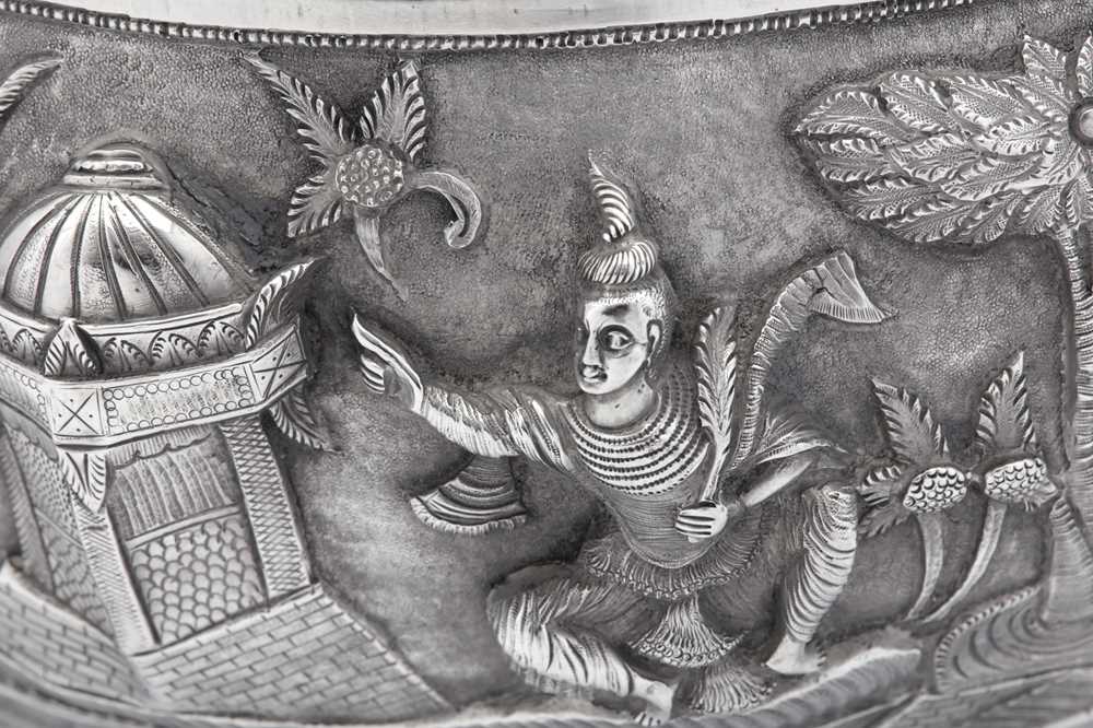 A large late 19th / early 20th century Anglo - Indian unmarked silver bowl, Lucknow circa 1900 - Image 7 of 9