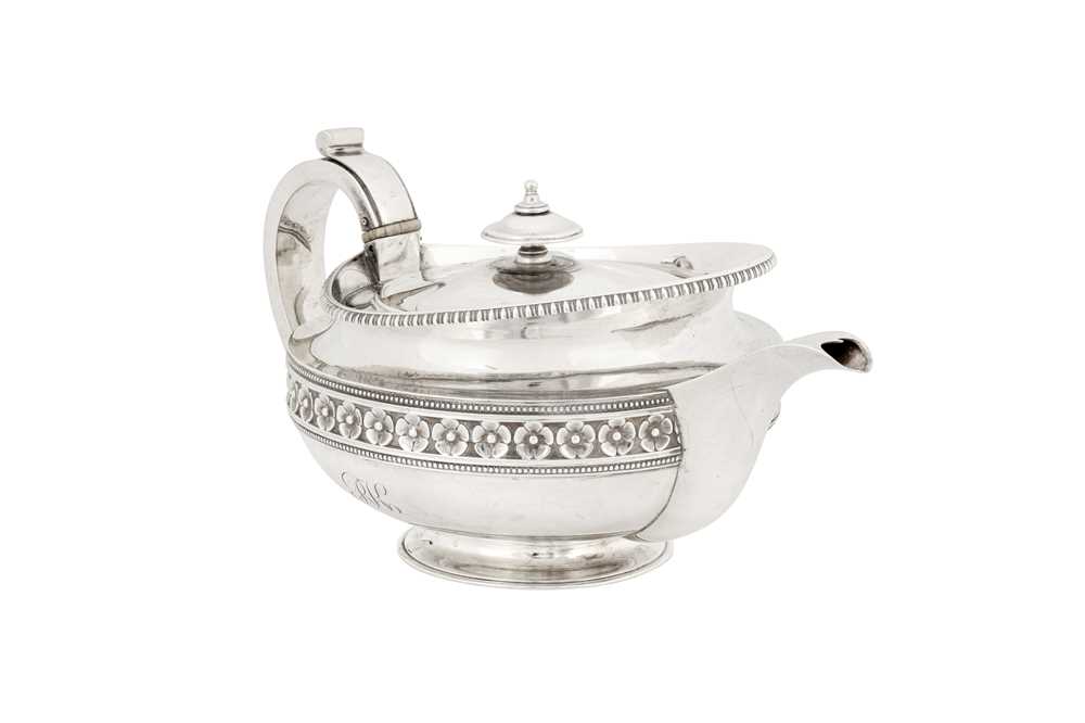 A George III sterling silver teapot, London 1812 by Benjamin Smith II and James Smith III (reg. 23rd - Image 2 of 4