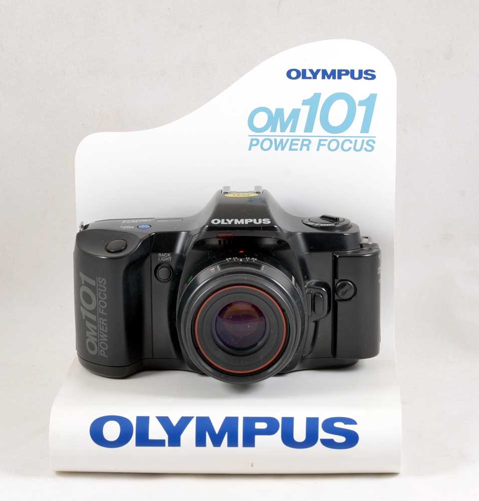 An Olympus OM101 Power Focus Outfit. - Image 2 of 2