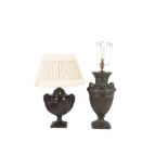 A CLASSICAL STYLE BRONZE TABLE LAMP