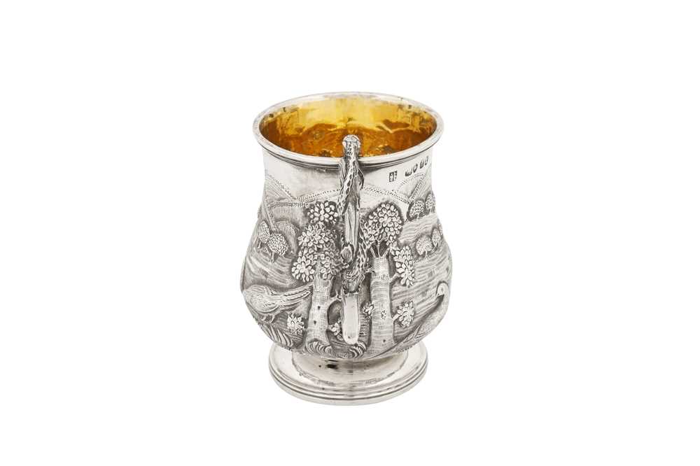 A George IV sterling silver christening mug, London 1828 by messrs Lias - Image 3 of 5