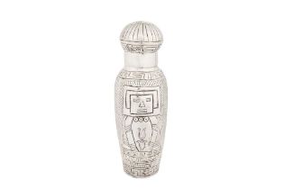 A mid to late 20th century Peruvian 900 standard silver cocktail shaker, circa 1960 by JY