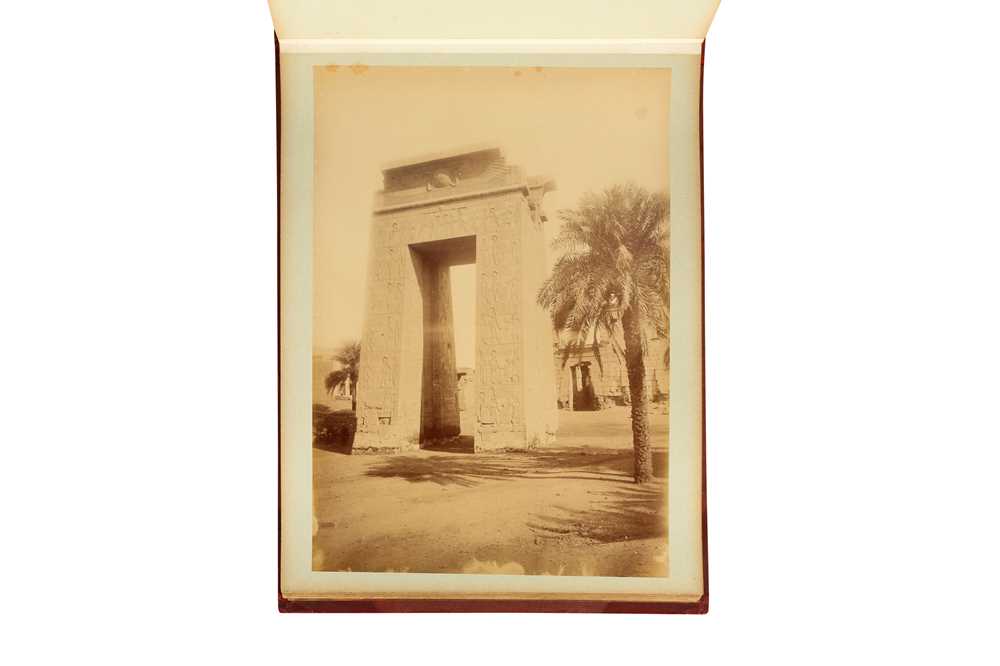 AN ALBUM OF VIEWS: VOYAGE EN ÉGYPTE Egypt, 1887 - Image 2 of 5