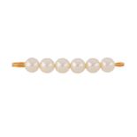 A CULTURED PEARL BROOCH