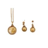 A PENDANT NECKLACE AND EARRINGS SUITE