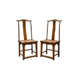 § A PAIR OF CHINESE WOOD 'OFFICIAL'S HAT' CHAIRS, GUANMAOYI 十九或二十世紀 木官帽椅一對