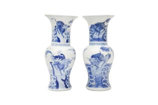 A PAIR OF CHINESE BLUE AND WHITE 'MYTHICAL BEAST' YEN YEN VASES 清十九世紀 青花瑞獸聞鳳尾瓶一對