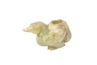 A CHINESE JADE 'MYTHICAL BIRD' CARVING 晚清 玉雕鳥