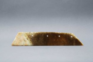 A CHINESE ARCHAIC JADE CEREMONIAL BLADE, DAO 新石器時代 玉刀