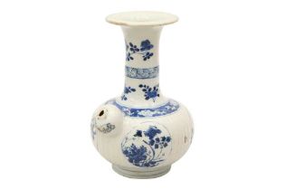 A CHINESE BLUE AND WHITE KENDI 清康熙 青花花鳥圖紋軍持