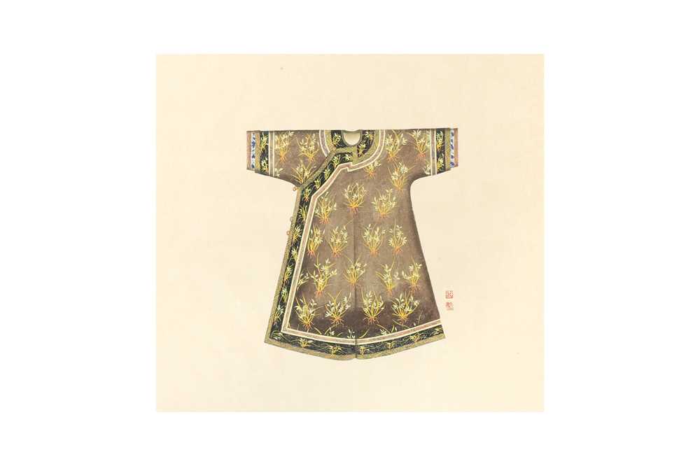 A SET OF EIGHT CHINESE PAINTINGS OF ROBES 晚清 水粉繪吉服袍一組五件 - Image 4 of 31