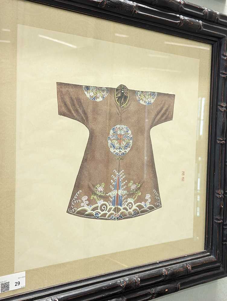A SET OF EIGHT CHINESE PAINTINGS OF ROBES 晚清 水粉繪吉服袍一組五件 - Image 26 of 31