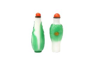 TWO CHINESE BEIJING GLASS SNUFF BOTTLES 晚清 套料鼻煙壺兩件