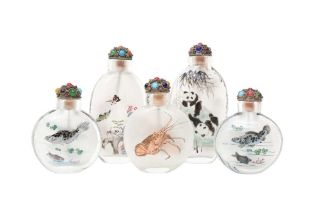 FIVE CHINESE INSIDE-PAINTED SNUFF BOTTLES 二十世紀 玻璃內畫鼻煙壺五件