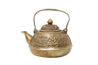 A CHINESE POLISHED BRONZE TEAPOT AND COVER 清十九世紀 銅捕魚童子茶壺