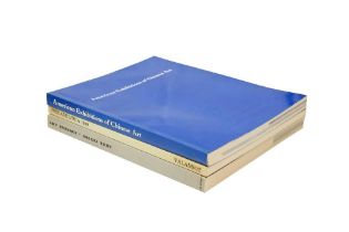 THREE CHINESE ART REFERENCE BOOKS 中國藝術參考書一組三本