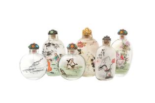 SIX CHINESE INSIDE-PAINTED SNUFF BOTTLES 二十世紀 玻璃內畫鼻煙壺六件