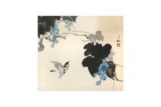 ZHOU QIANQIU 周千秋 (1910 - 2006) Bird and grapes 葡萄飛鳥圖