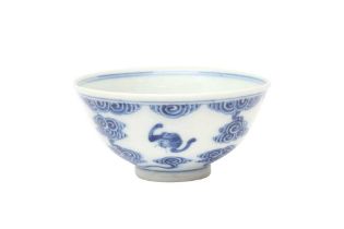 A SMALL CHINESE BLUE AND WHITE 'WUFU' BOWL 二十世紀早期 青花五福紋盌 《康熙年製》款