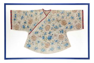 A CHINESE SILK EMBROIDERED CHILD'S ROBE 晚清 刺繡花蝶紋絹袍