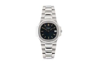PATEK PHILIPPE NAUTILUS STAINLESS STEEL BRACELET WATCH WITH DATE