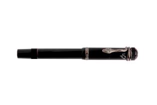 A MONTBLANC WRITERS EDITION AGATHA CHRISTIE MEISTERSTUCK FOUNTAIN PEN