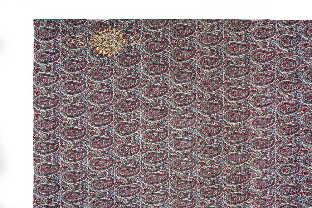 A FINE UNCUT TERMEH SHAWL CLOTH (KHAL’AT) Kirman, Qajar Iran, 19th century - Image 4 of 7
