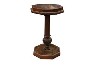 AN OCTAGONAL PLANT PEDESTAL