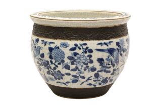 A CHINESE BLUE AND WHITE JARDINIERE