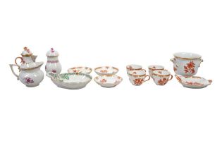 A GROUP OF HEREND PORCELAIN ITEMS