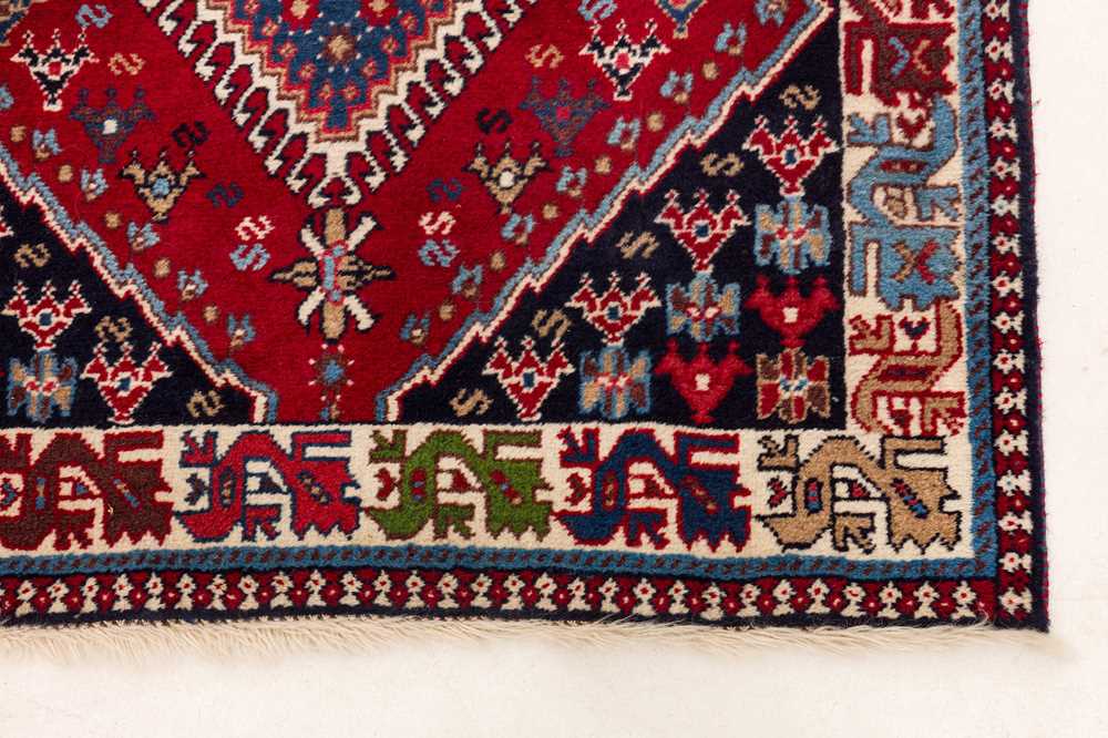 A FINE QASHQAI RUNNER, SOUTH WEST PERSIA - Image 7 of 8