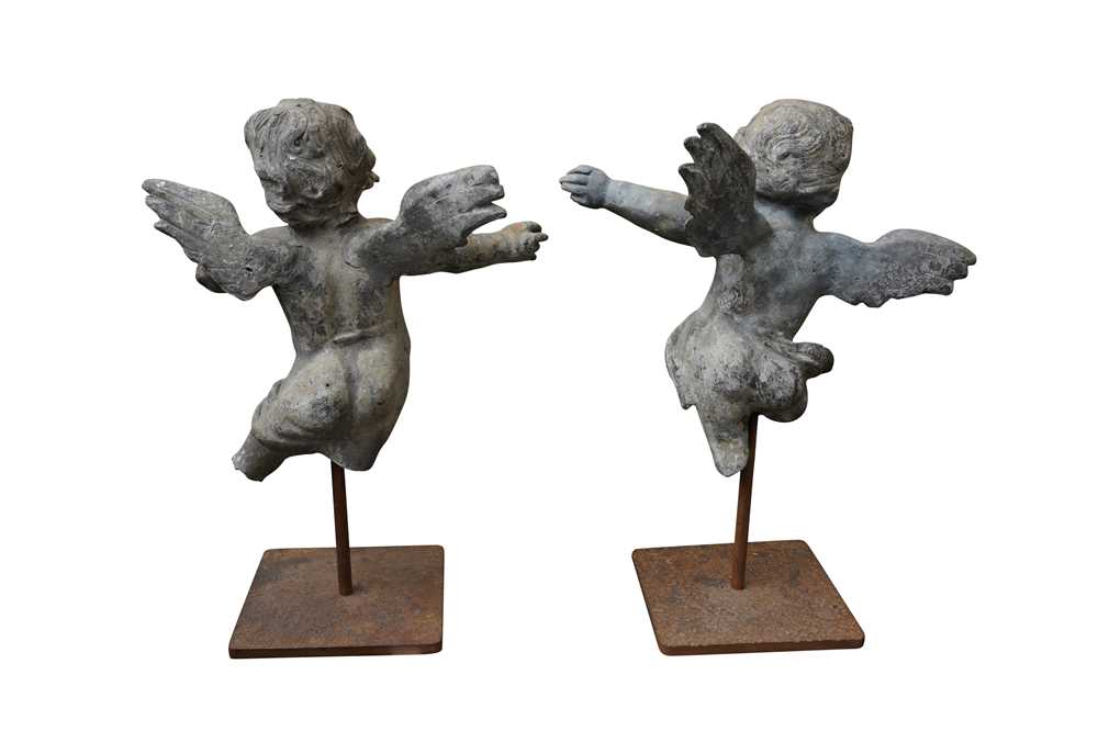 A PAIR OF LEAD FIGURES OF PUTTI - Image 2 of 2