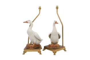 A PAIR OF CHINESE EXPORT PORCELAIN DUCKS, MOUNTED AS LAMPS