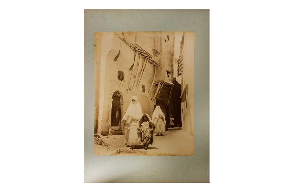 ALGERIAN PORTRAIT ALBUM, late 19th century - Image 4 of 5