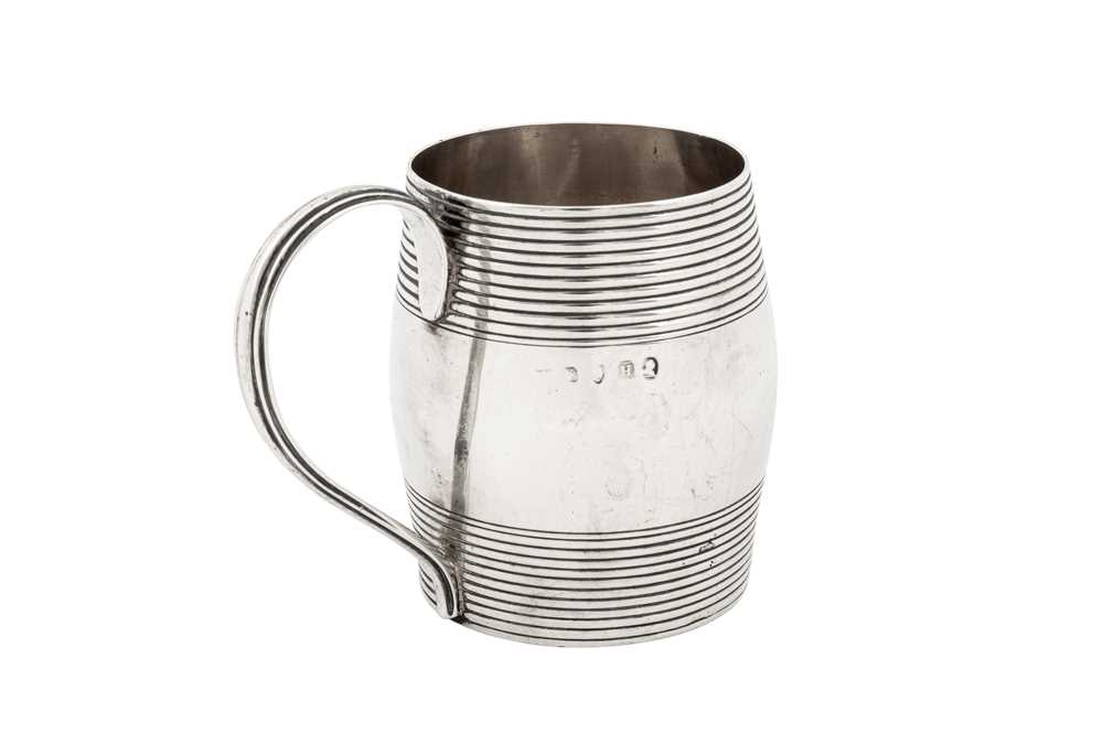 A George III sterling silver small mug, London 1802, maker’s mark obscured View at The Barley Mow Ce - Image 3 of 5