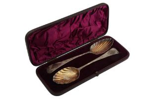 A CASED PAIR OF GEORGE III STERLING SILVER TABLESPOONS, LONDON 1799 BY DUNCAN URQUHART AND NAPHTALI